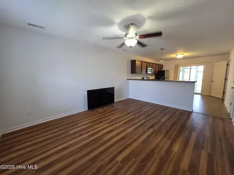 179 Glen Cannon Drive Jacksonville NC 28546
