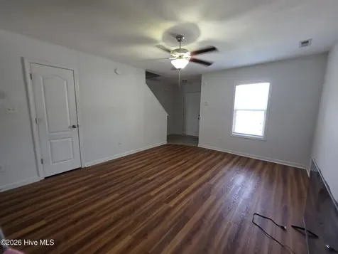 179 Glen Cannon Drive Jacksonville NC 28546