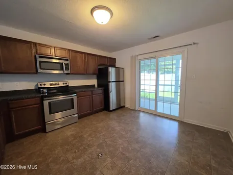 179 Glen Cannon Drive Jacksonville NC 28546