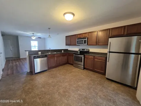 179 Glen Cannon Drive Jacksonville NC 28546