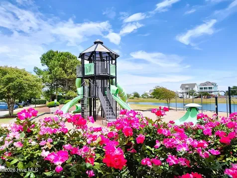 104 Greenhill Place Newport NC 28570