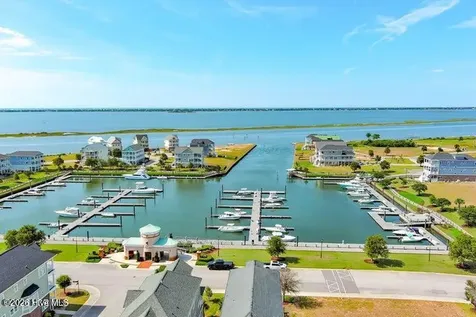 104 Greenhill Place Newport NC 28570