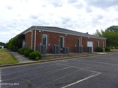 2100 Presbyterian Lane Kinston NC 28501
