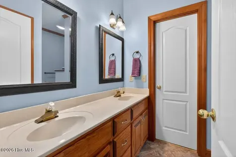 2111 Hunt Hill Place Kinston NC 28504