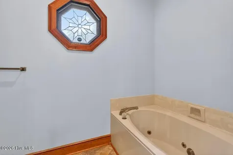 2111 Hunt Hill Place Kinston NC 28504