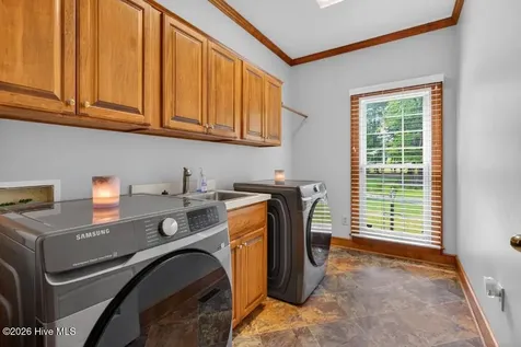 2111 Hunt Hill Place Kinston NC 28504