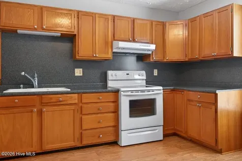 2111 Hunt Hill Place Kinston NC 28504
