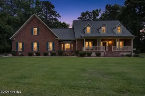 2111 Hunt Hill Place Kinston NC 28504