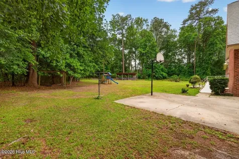 2111 Hunt Hill Place Kinston NC 28504