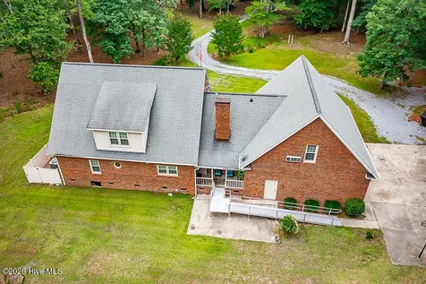 2111 Hunt Hill Place Kinston NC 28504