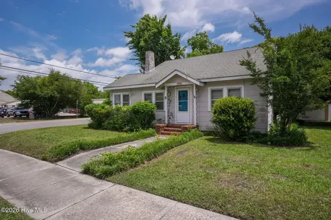 1601 S 41st Street Wilmington NC 28403