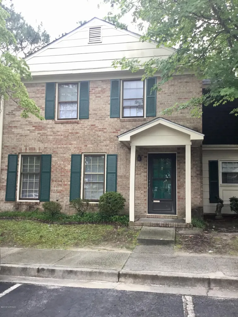 815 Seabury Court Wilmington NC 28403
