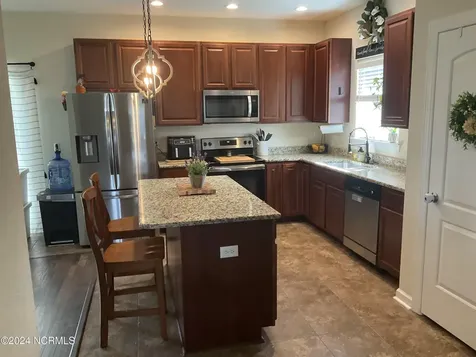 2005 Aydlett Drive Elizabeth City NC 27909