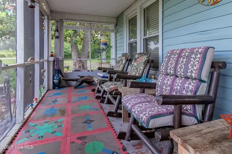 19081 Jane Shaw Road Wagram NC 28396