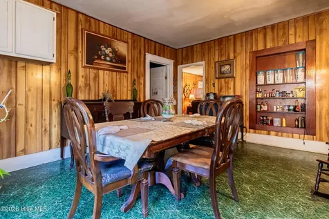 19081 Jane Shaw Road Wagram NC 28396