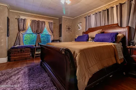 19081 Jane Shaw Road Wagram NC 28396