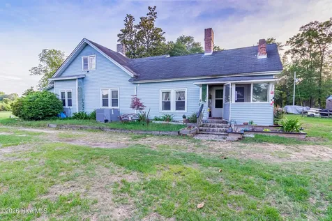 19081 Jane Shaw Road Wagram NC 28396