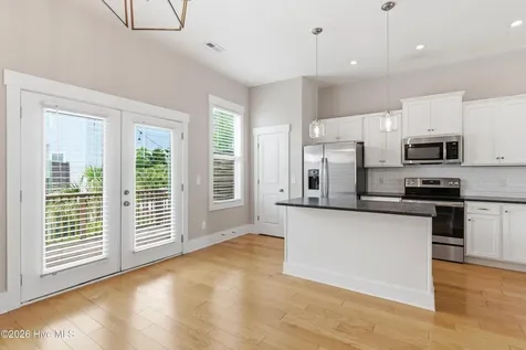 1810 Bungalow Row Wilmington NC 28409