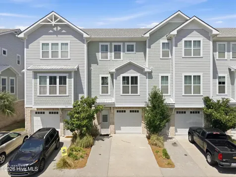 1810 Bungalow Row Wilmington NC 28409