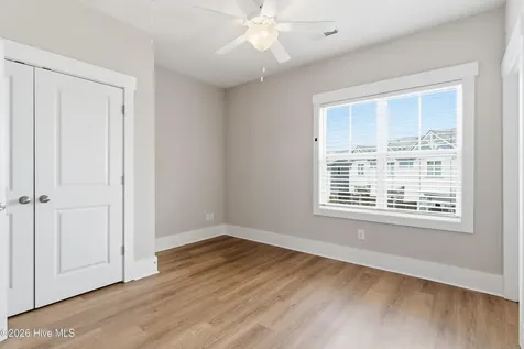 1810 Bungalow Row Wilmington NC 28409