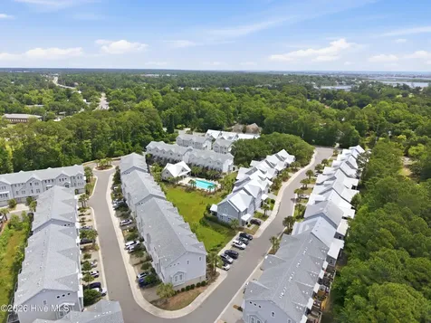1810 Bungalow Row Wilmington NC 28409