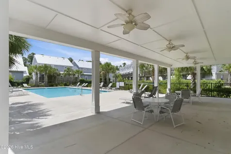 1810 Bungalow Row Wilmington NC 28409