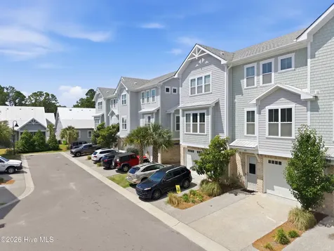 1810 Bungalow Row Wilmington NC 28409