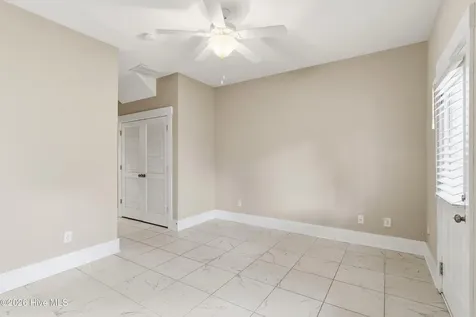 1810 Bungalow Row Wilmington NC 28409
