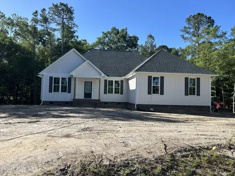 149 Wildflower Way Pollocksville NC 28573