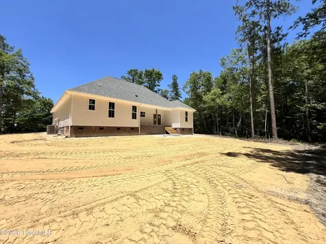 149 Wildflower Way Pollocksville NC 28573