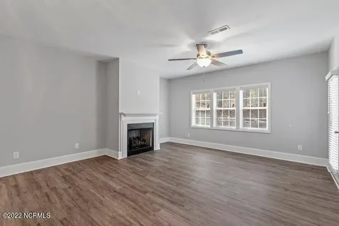 800 Lighthorse Circle Aberdeen NC 28315