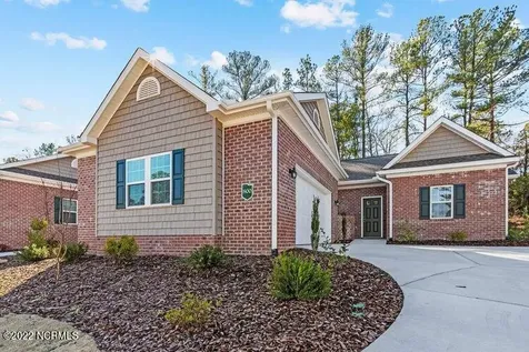 800 Lighthorse Circle Aberdeen NC 28315
