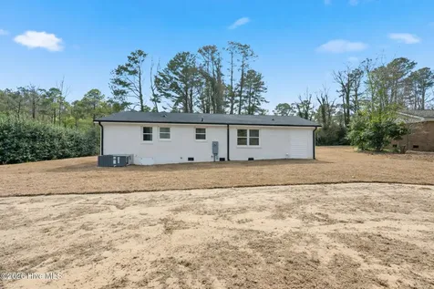 1707 Pine Street Rockingham NC 28379