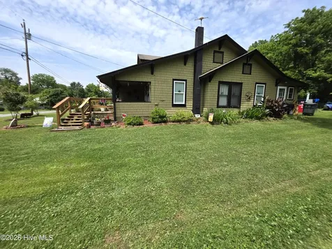 48 Fisher Street Andrews NC 28901