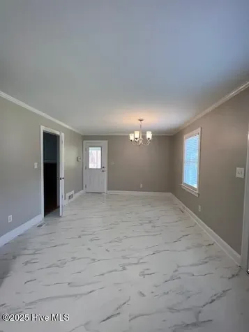 102 W Berkshire Road Greenville NC 27858