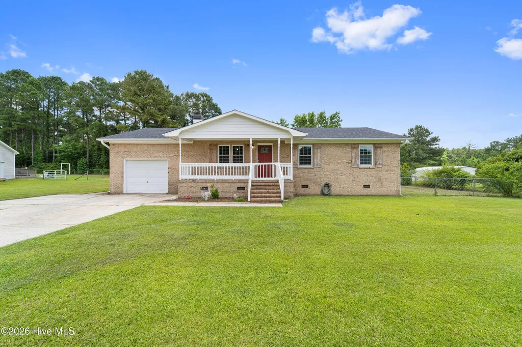 108 Quail Hollow Drive Jacksonville NC 28540