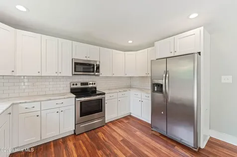 108 Quail Hollow Drive Jacksonville NC 28540