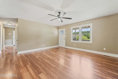 108 Quail Hollow Drive Jacksonville NC 28540