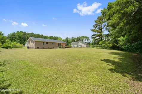 108 Quail Hollow Drive Jacksonville NC 28540