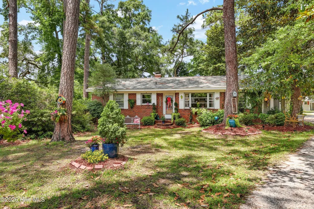 6323 Wrightsville Avenue Wilmington NC 28403