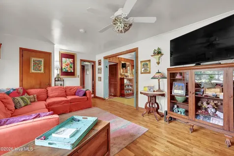 6323 Wrightsville Avenue Wilmington NC 28403