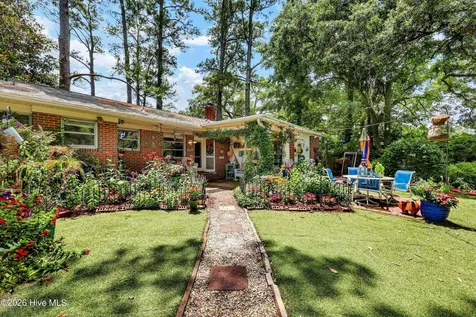 6323 Wrightsville Avenue Wilmington NC 28403