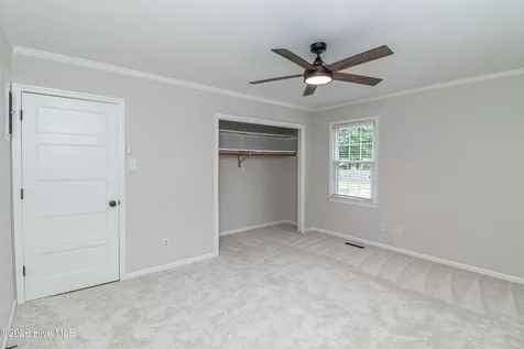 1921 Pinemont Circle Goldsboro NC 27534