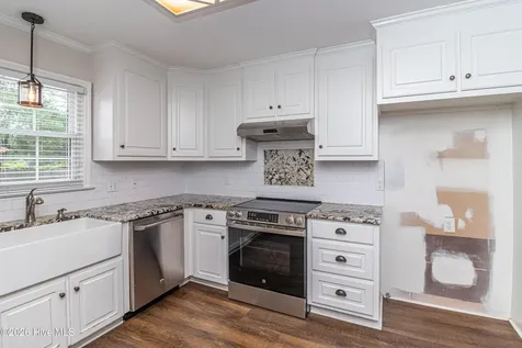 1921 Pinemont Circle Goldsboro NC 27534