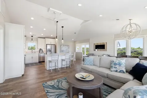 102 Purdie Drive Emerald Isle NC 28594