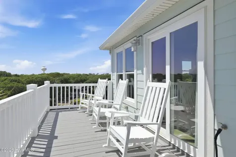 102 Purdie Drive Emerald Isle NC 28594