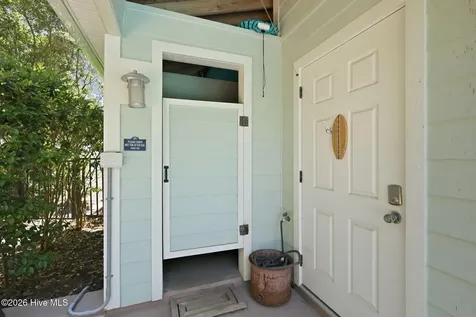 102 Purdie Drive Emerald Isle NC 28594