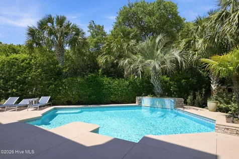 102 Purdie Drive Emerald Isle NC 28594