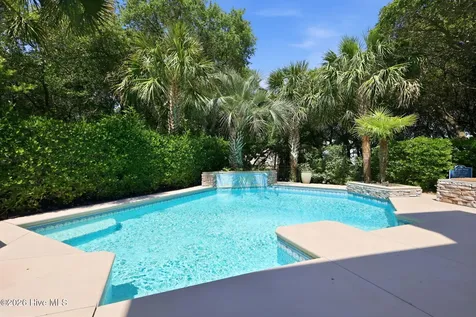 102 Purdie Drive Emerald Isle NC 28594