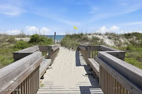 102 Purdie Drive Emerald Isle NC 28594